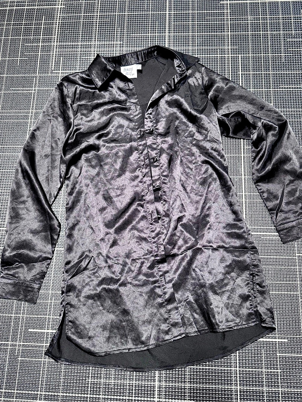 Princess Polly Satin Button Down Shirt in Black Size Small Like New